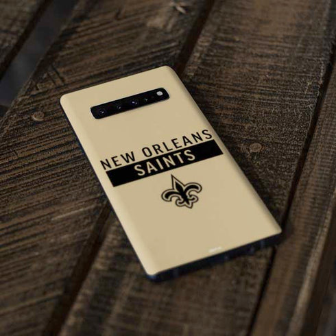 NFL New Orleans Saints Gold Performance Series Galaxy S10 Plus Skin