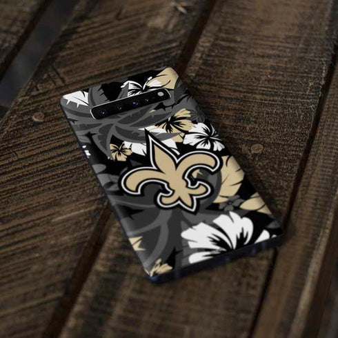 NFL New Orleans Saints Tropical Print Galaxy S10 Plus Skin