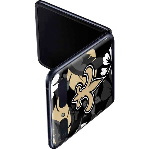 NFL New Orleans Saints Tropical Print Galaxy Z Flip Skin