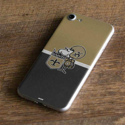 NFL New Orleans Saints Vintage iPhone 7 Skin