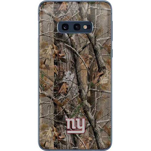 NFL New York Giants Realtree AP Camo Galaxy S10e Skin