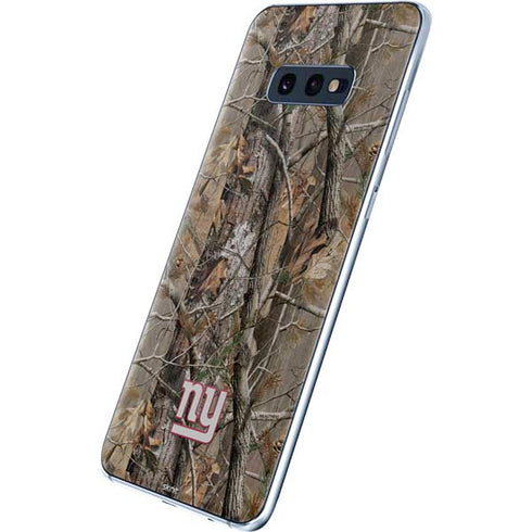NFL New York Giants Realtree AP Camo Galaxy S10e Skin
