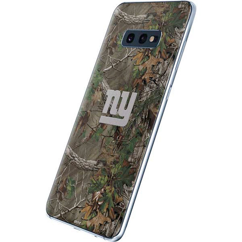 NFL New York Giants Realtree Xtra Green Camo Galaxy S10e Skin