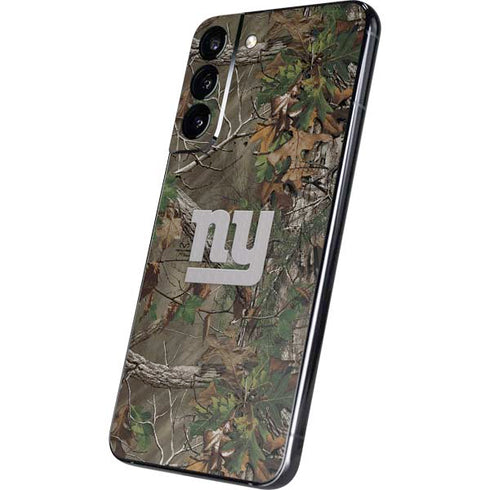 NFL New York Giants Realtree Xtra Green Camo Galaxy S22 Plus Skin