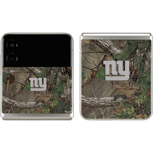 NFL New York Giants Realtree Xtra Green Camo Galaxy Z Flip3 5G Skin