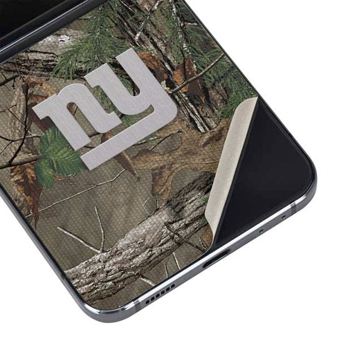 NFL New York Giants Realtree Xtra Green Camo Galaxy Z Flip5 5G Skin
