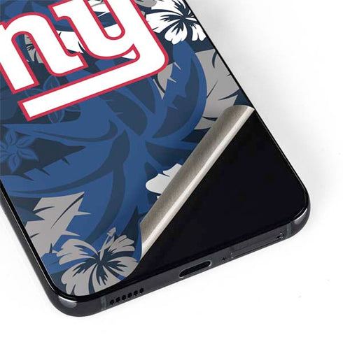 NFL New York Giants Tropical Print Galaxy S22 Skin