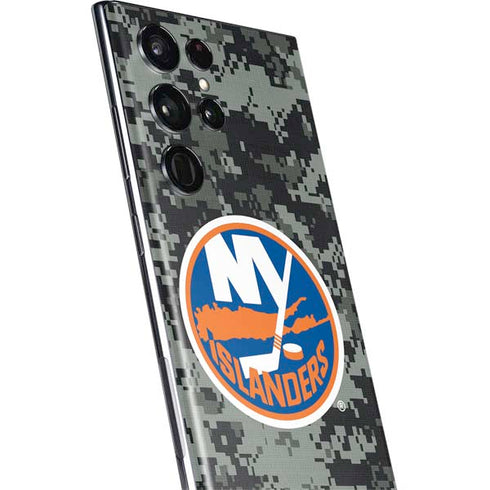 NHL New York Islanders Camo Galaxy S22 Ultra Skin