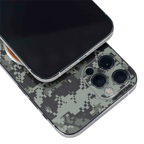 NHL New York Islanders Camo iPhone 12 Pro Skin