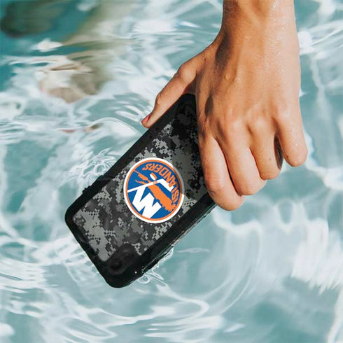NHL New York Islanders Camo iPhone XR Waterproof Case