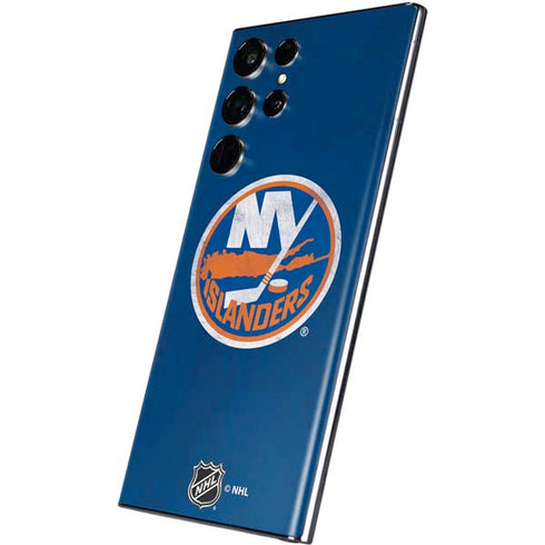 NHL New York Islanders Distressed Galaxy S22 Ultra Skin