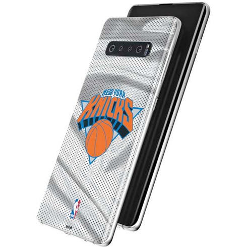 NBA New York Knicks Away Jersey Galaxy S10 Skin