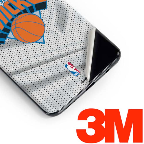 NBA New York Knicks Away Jersey Galaxy S10 Skin