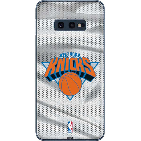 NBA New York Knicks Away Jersey Galaxy S10e Skin