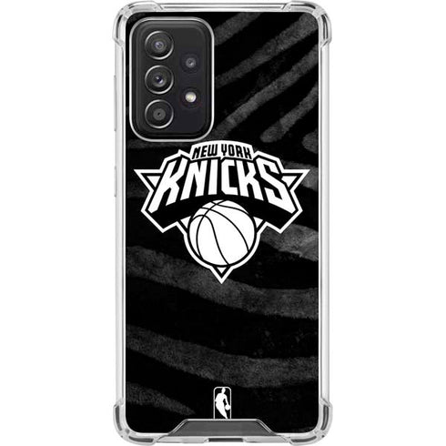 NBA New York Knicks Black Animal Print Galaxy A52 5G Clear Case