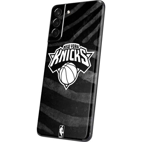 NBA New York Knicks Black Animal Print Galaxy S21 Plus 5G Skin