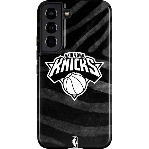 NBA New York Knicks Black Animal Print Galaxy S22 Pro Case