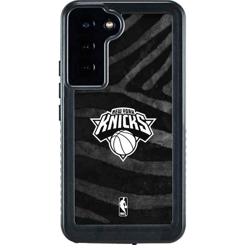 NBA New York Knicks Black Animal Print Galaxy S23 Plus Waterproof Case