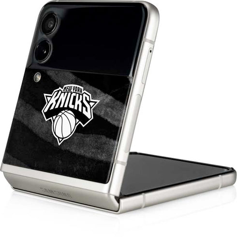 NBA New York Knicks Black Animal Print Galaxy Z Flip4 5G Skin