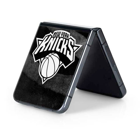 NBA New York Knicks Black Animal Print Galaxy Z Flip5 5G Skin