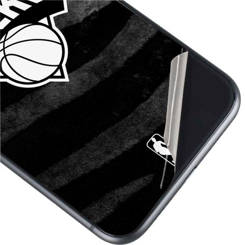 NBA New York Knicks Black Animal Print iPhone 11 Skin