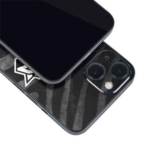 NBA New York Knicks Black Animal Print iPhone 15 Plus Skin