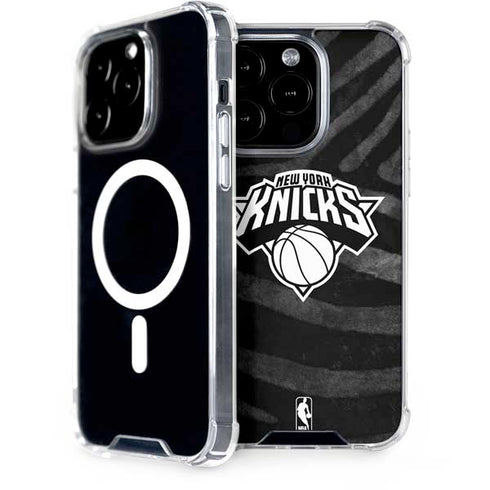 NBA New York Knicks Black Animal Print iPhone 14 Pro MagSafe Case