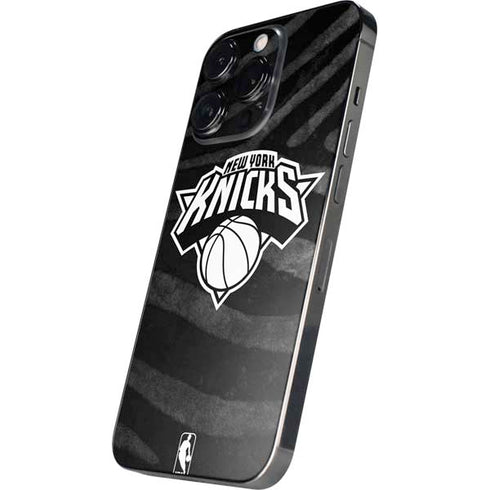 NBA New York Knicks Black Animal Print iPhone 15 Pro Skin