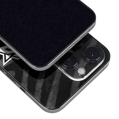 NBA New York Knicks Black Animal Print iPhone 15 Pro Skin