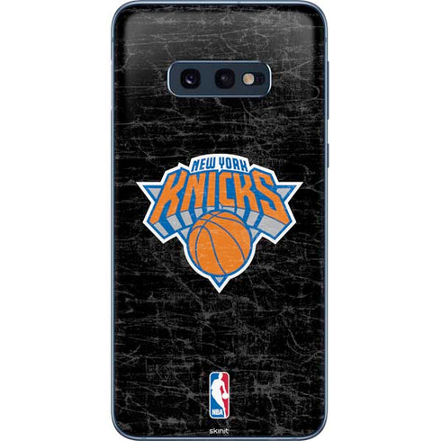 NBA New York Knicks Black Secondary Logo Galaxy S10e Skin