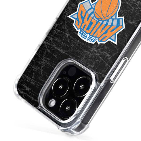 NBA New York Knicks Black Secondary Logo iPhone 15 Pro Max MagSafe Case