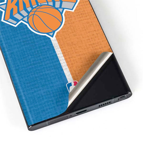 NBA New York Knicks Canvas Galaxy S22 Ultra Skin