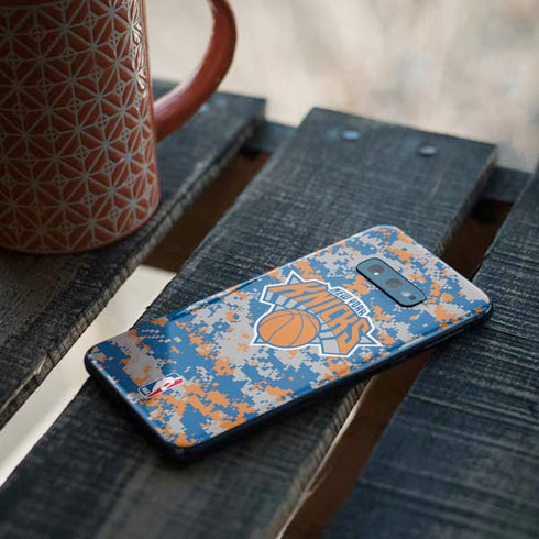 NBA New York Knicks Digi Camo Galaxy S10e Skin