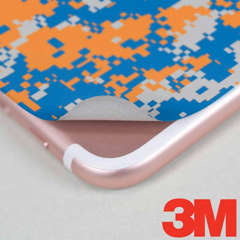 NBA New York Knicks Digi Camo iPhone 7 Skin