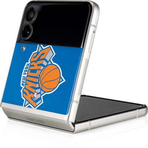NBA New York Knicks Large Logo Galaxy Z Flip3 5G Skin