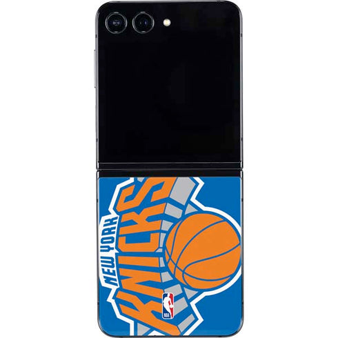 NBA New York Knicks Large Logo Galaxy Z Flip5 5G Skin