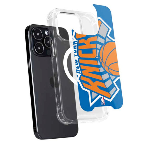 NBA New York Knicks Large Logo iPhone 15 Pro Max MagSafe Case