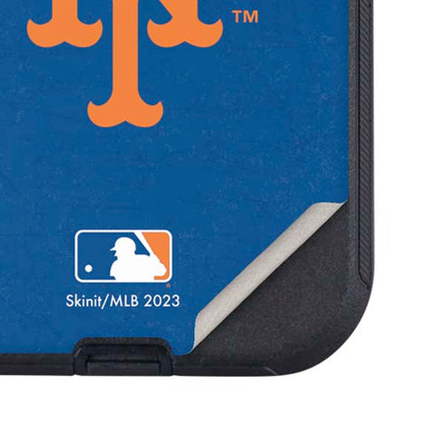 MLB New York Mets - Solid Distressed Otterbox Defender iPhone Skin