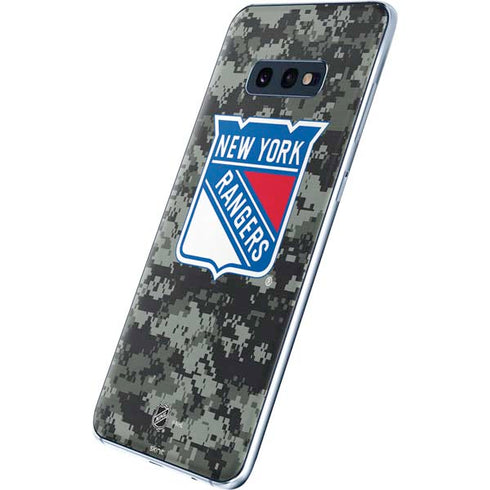 NHL New York Rangers Camo Galaxy S10e Skin