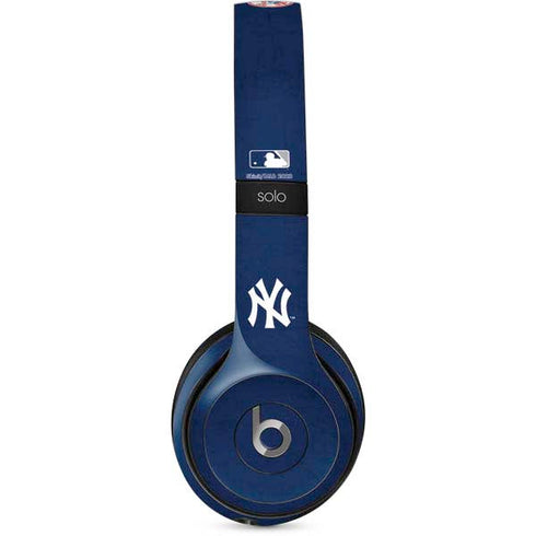MLB New York Yankees - Solid Distressed Beats Solo 2 Wired Skin
