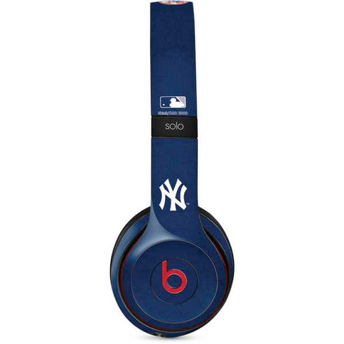MLB New York Yankees - Solid Distressed Beats Solo 2 Wireless Skin