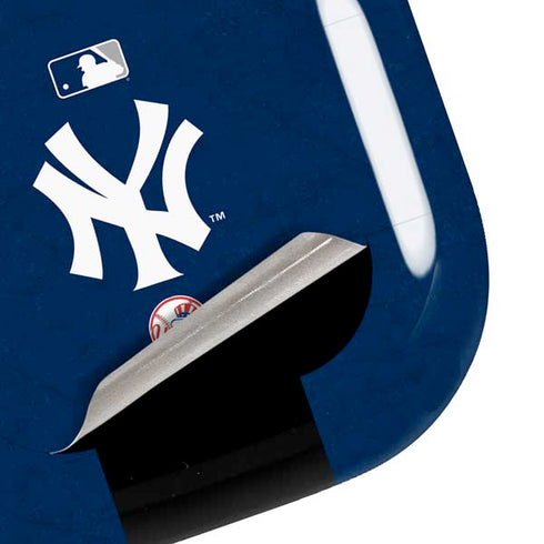MLB New York Yankees - Solid Distressed Galaxy Buds Pro Skin