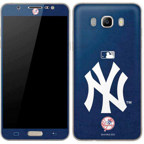 MLB New York Yankees - Solid Distressed Galaxy J7 Skin