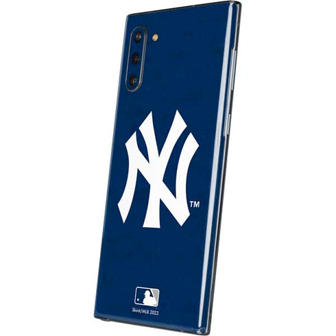MLB New York Yankees - Solid Distressed Galaxy Note 10 Skin