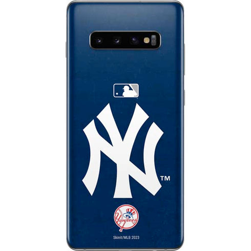 MLB New York Yankees - Solid Distressed Galaxy S10 Plus Skin