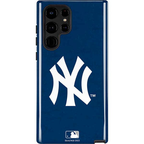 MLB New York Yankees - Solid Distressed Galaxy S22 Ultra Pro Case