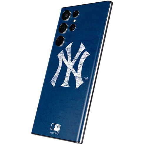 MLB New York Yankees - Solid Distressed Galaxy S22 Ultra Skin