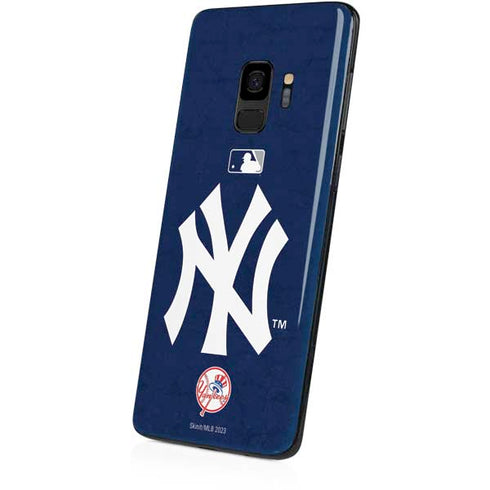 MLB New York Yankees - Solid Distressed Galaxy S9 Skin