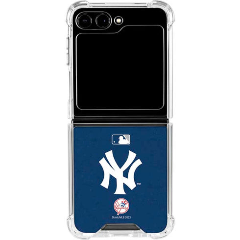 MLB New York Yankees - Solid Distressed Galaxy Z Flip5 5G Clear Case