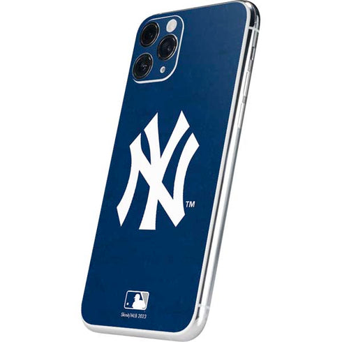 MLB New York Yankees - Solid Distressed iPhone 11 Pro Skin